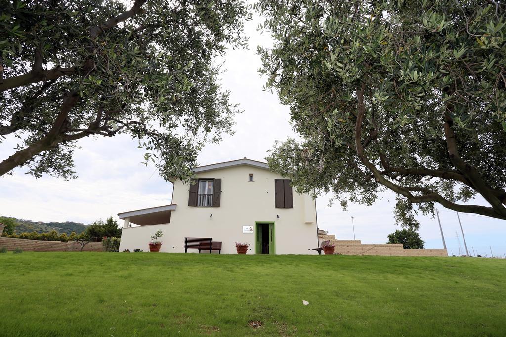 Bed And Breakfast Country Cottage Civitavecchia Zewnętrze zdjęcie